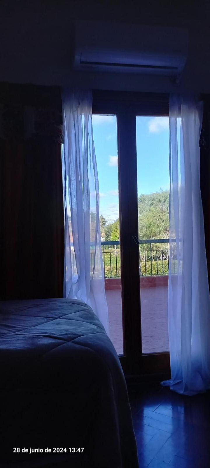 Victoria 3 Bed And Breakfast إيزيزا المظهر الخارجي الصورة
