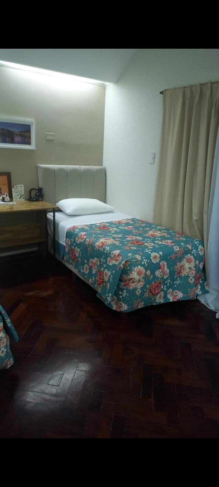 Victoria 3 Bed And Breakfast إيزيزا المظهر الخارجي الصورة